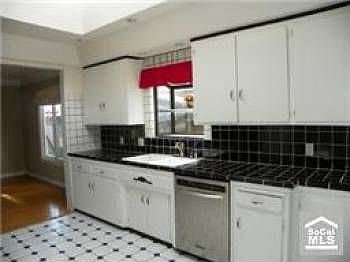5th image of 7242 Bestel Ave