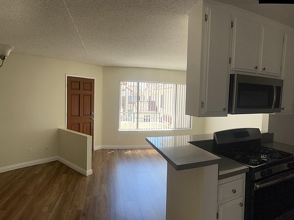 4th image of 1243 Stanley Ave #203