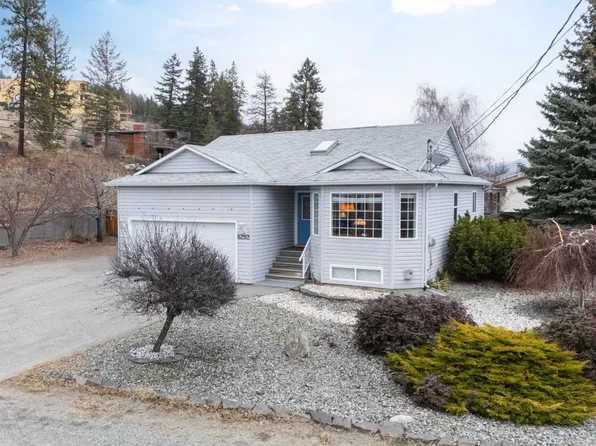 6292 Whinton Cres, Peachland, BC V0H 1X7