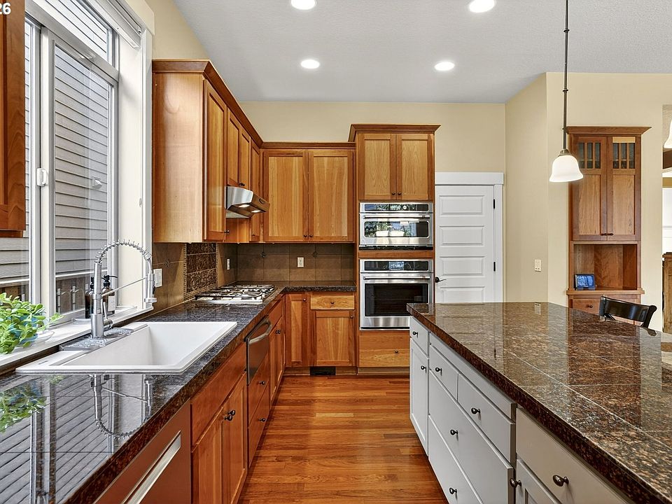 8254 SW 74th Ave, Portland, OR 97223 | Zillow