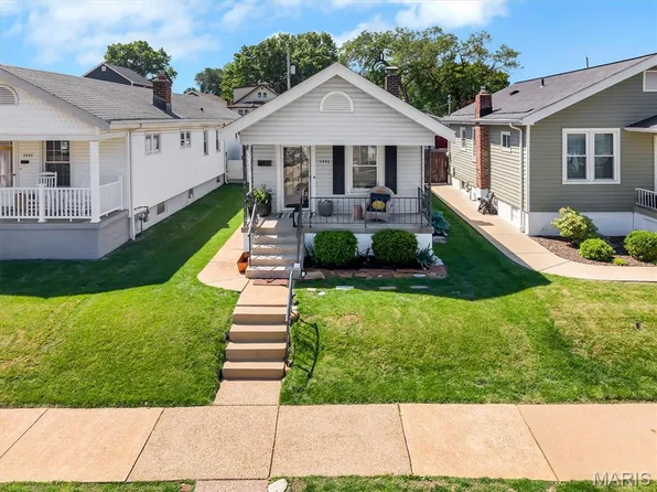 5446 Dempsey Ave, Saint Louis, MO 63110