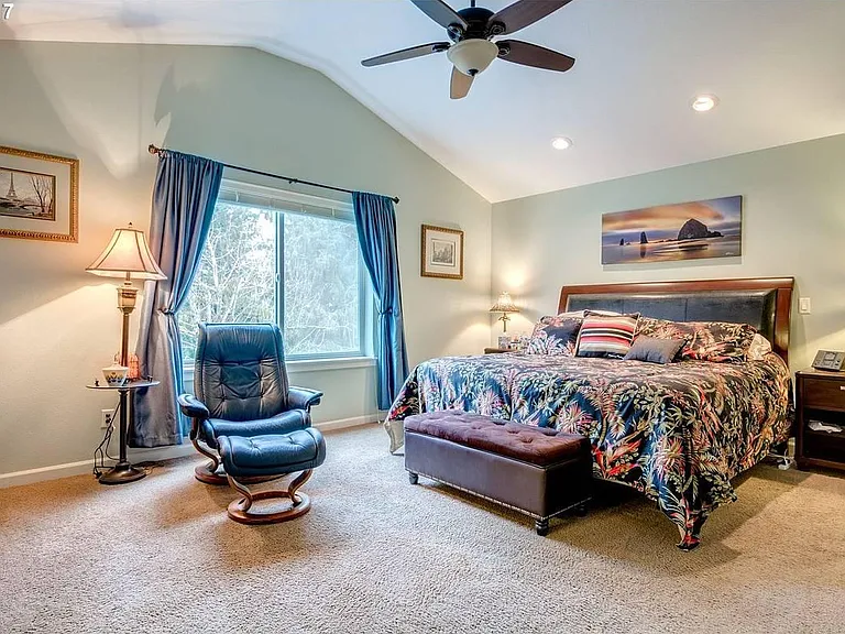 SW Ledgestone Dr — Photo 13
