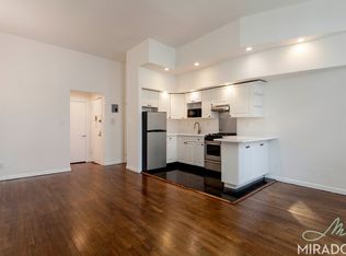37 W 16th St APT 3R, New York, NY 10011
