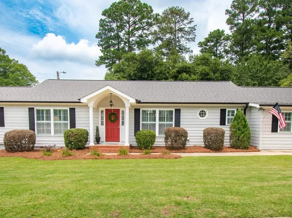 410 S General Lee Ave, Dunn, NC 28334