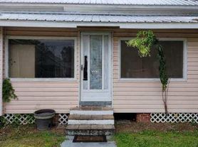 11836 Cedar St, Dunnellon, FL