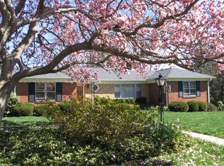 11 Stanley Ln, Silver Spring, MD 20904