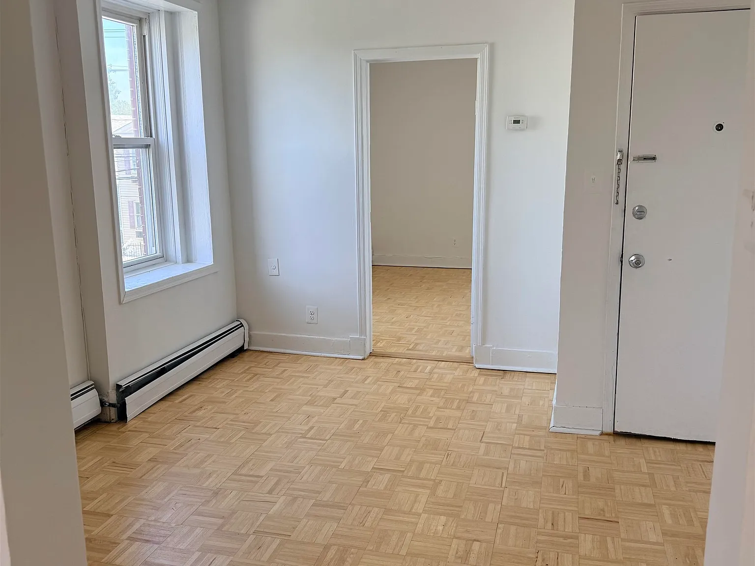 2 bed, 1.0 bath, 800 sqft, $1,750 — Photo 4