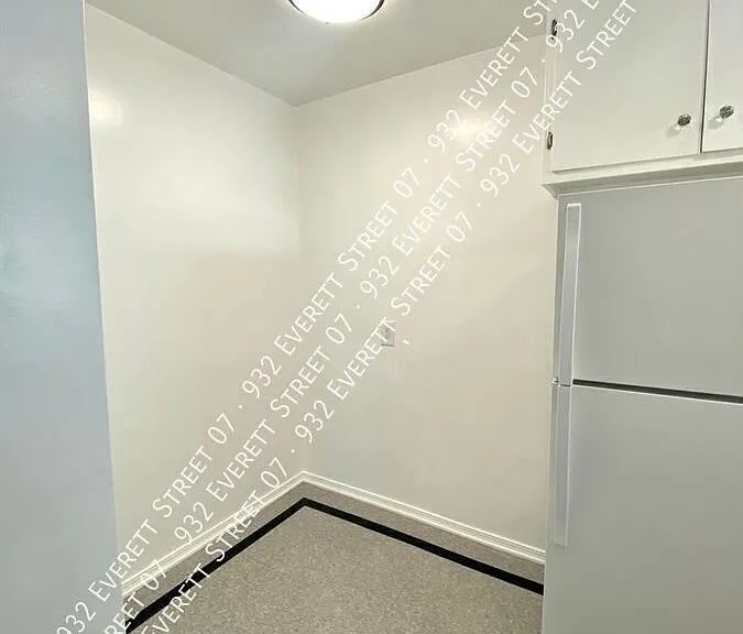932 Everett St #7 — Photo 13