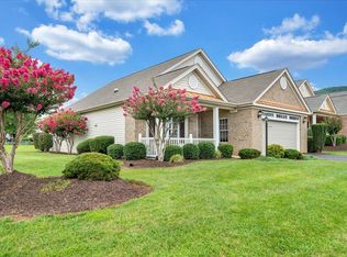 5467 Stayman Dr, Roanoke, VA 24012