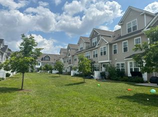 710 Greenland Sq, Highland Park, NJ 08904