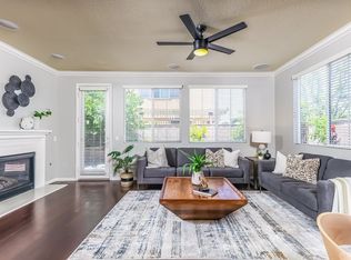 305 W Pebble Creek Ln, Orange, CA 92865