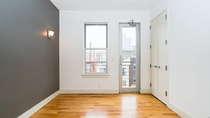 Rented by Nooklyn NYC LLC | media 23