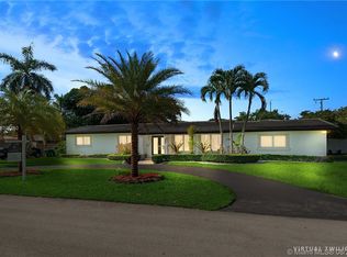 7670 SW 129th St, Pinecrest, FL 33156