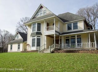 300 Linden Ln, Madrid, IA 50156