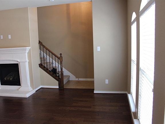 4th image of 4280 Comanche Dr