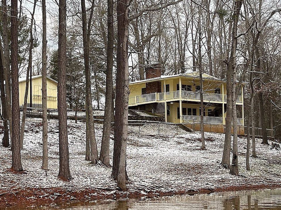 1st image of 1051 Oriole Ln