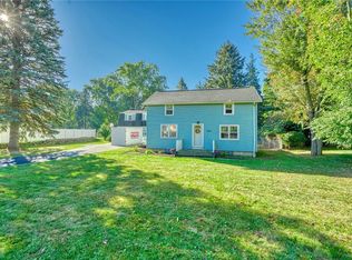 595 Hinchey Rd, Rochester, NY 14624
