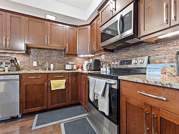 4th image of 10530 56th Ave NW #214