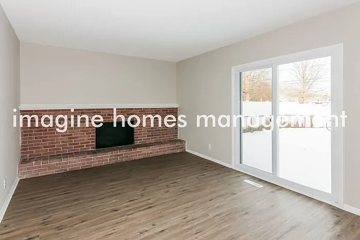 4814 Heatherton Dr — Photo 4