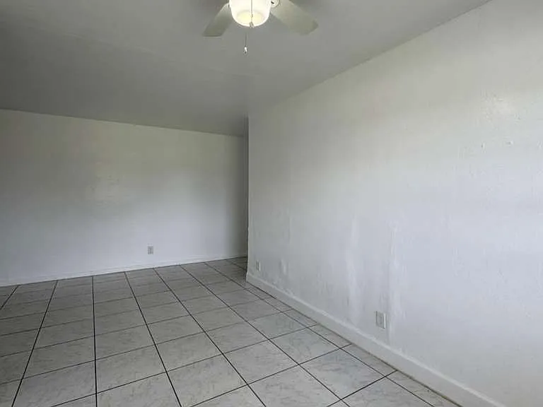 2451 NW 13th Ct #5 — Photo 3