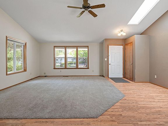 5th image of 1105 SE Palmwood Ct