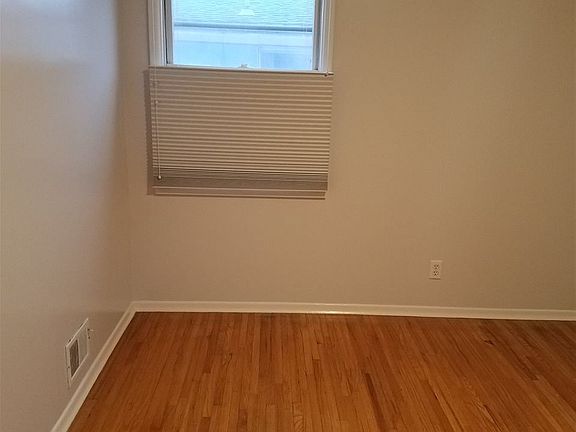 2nd image of 1024 W Cleveland Ave