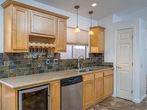3rd image of 5270 N Canyon Way
