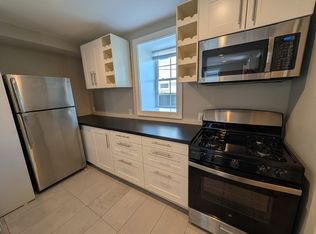 1677 State St APT 1, Hamden, CT 06517