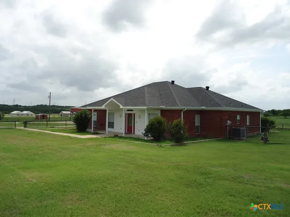9630 Hunt Hill Rd, Rogers, TX 76569