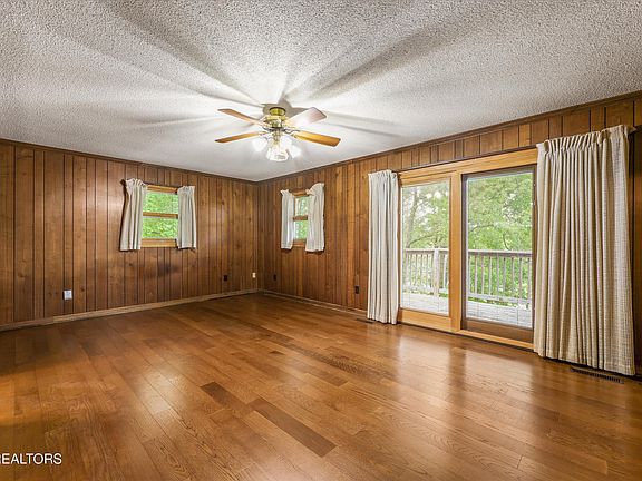 4th image of 11417 Berry Hill Dr