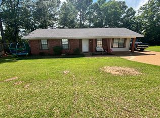 250 Childress Rd, Walnut Grove, MS 39189