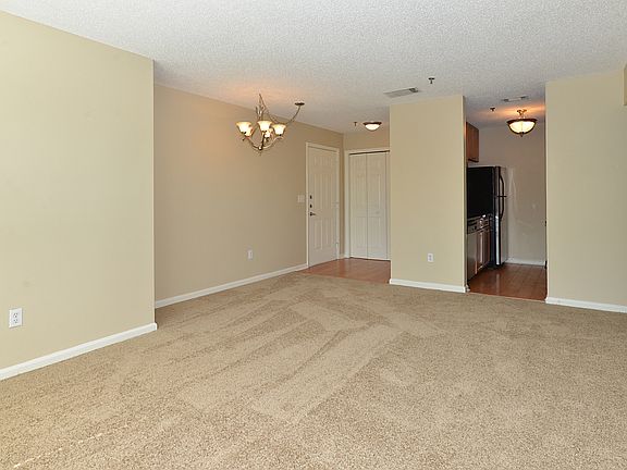5th image of 11901 4th St N APT 7302