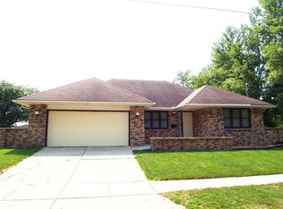 620 Caulder Ave, Des Moines, IA 50315