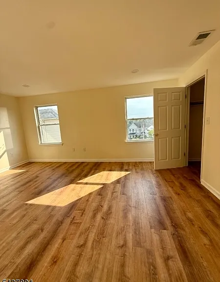 68 Port Ave — Photo 10