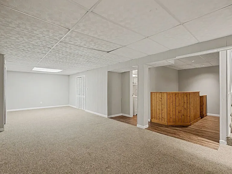 12116 Wincanton Dr — Photo 29