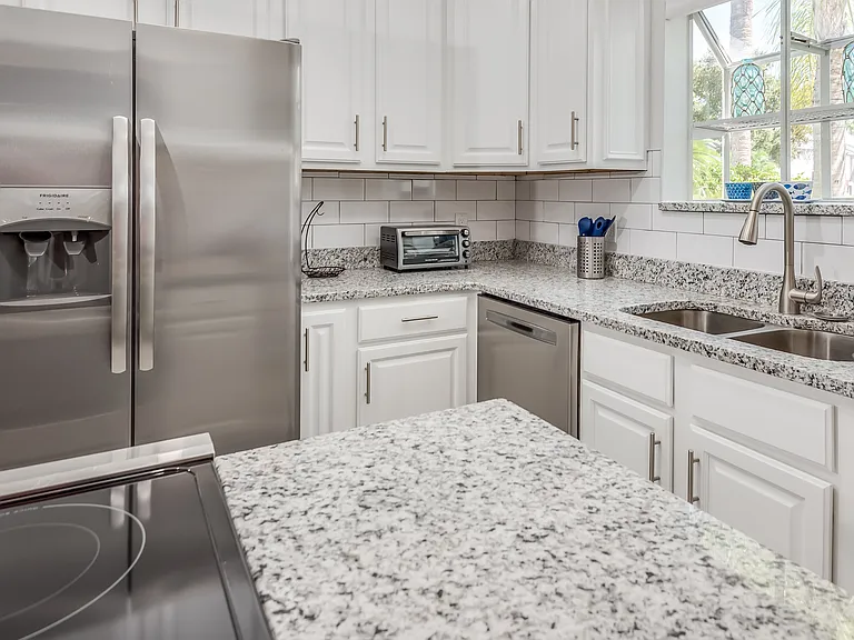 212 Seaport Blvd #212 — Photo 10