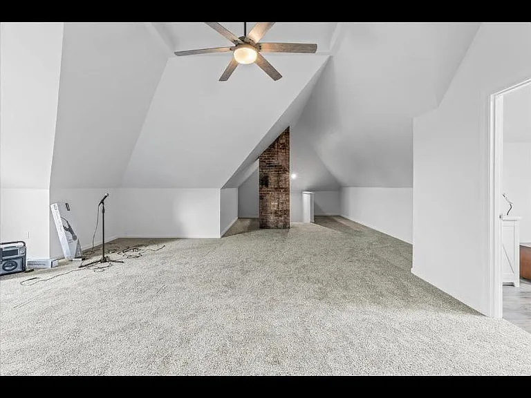 W360N6255 Brown St — Photo 7