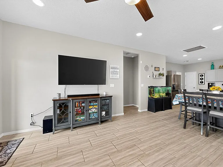 4823 Blackburn Rd NE — Photo 12
