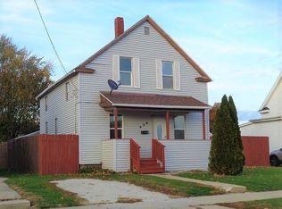 434 Pine St, Kewanee, IL 61443