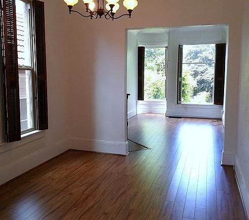 3rd image of 320 N Yakima Ave APT 1