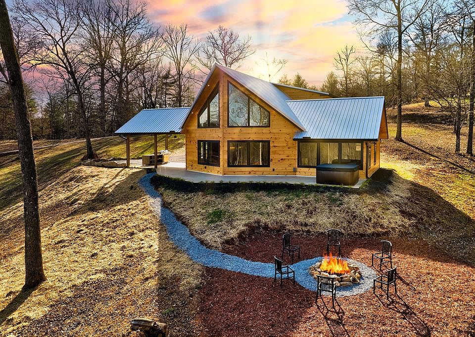 1st image of 187 Briar Woods Ln