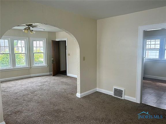 2nd image of 4429 Belmar Ave