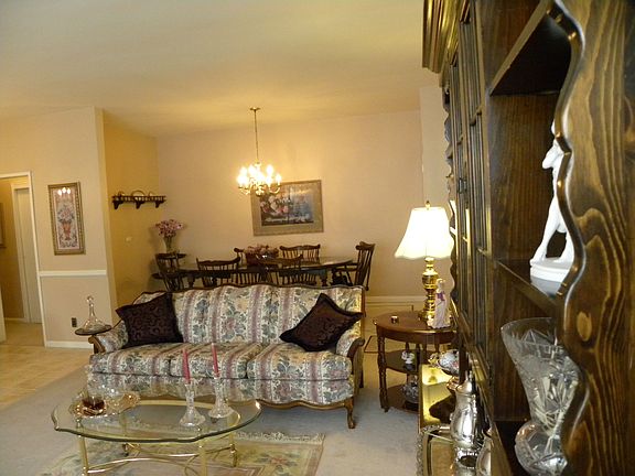 4th image of 840 Palisade Ave APT 1G
