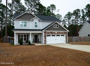 217 Westfield Dr, Richlands, NC 28574