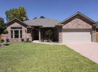 2905 Agee Ct, Bryan, TX 77808