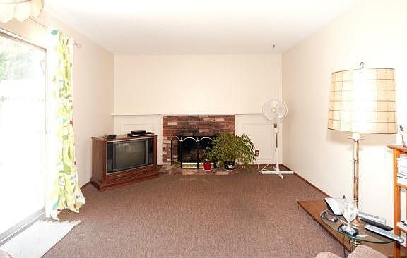 3rd image of 438 Greenwood Dr