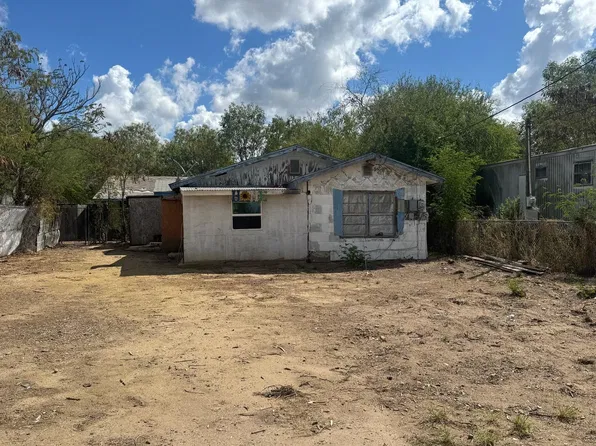 2715 Cedar Ave, Laredo, TX 78040