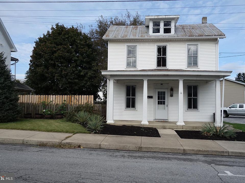 1st image of 311 E Garfield St
