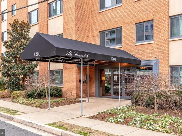 1200 S Arlington Ridge Rd, Arlington, VA