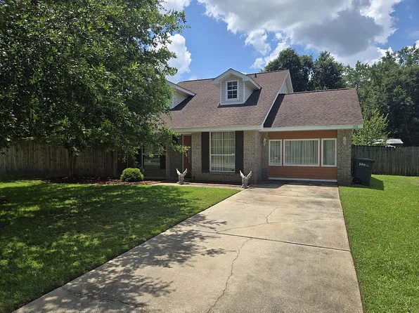 106 Pine Place Dr, Foley, AL 36535